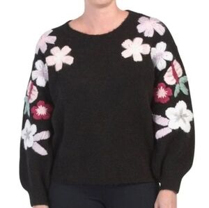 🌸 NEW Boundless North‎ | Floral Embroidery Sweater XS